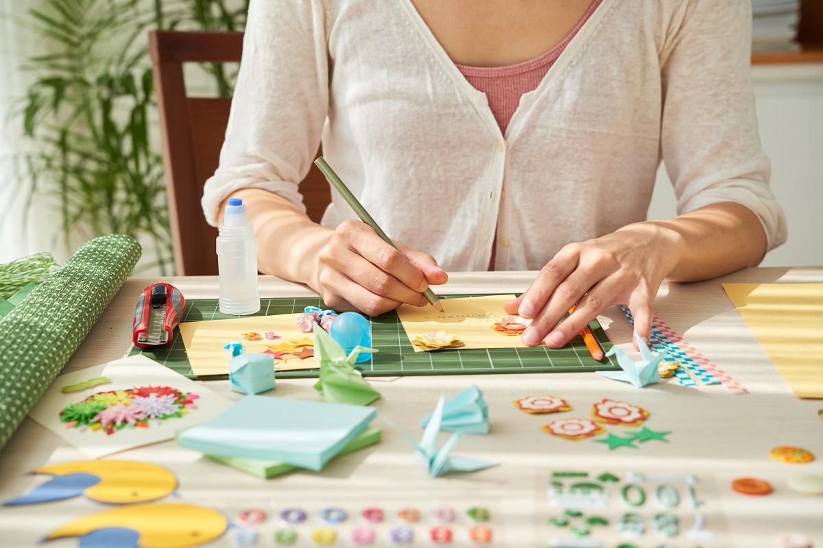 Ideas de manualidades sencillas y divertidas para los adultos mayores